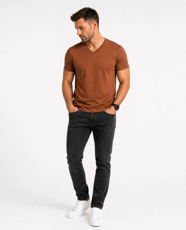 T-shirt męski v-neck kołnierzyk w szpic brązowy Recea - 3157