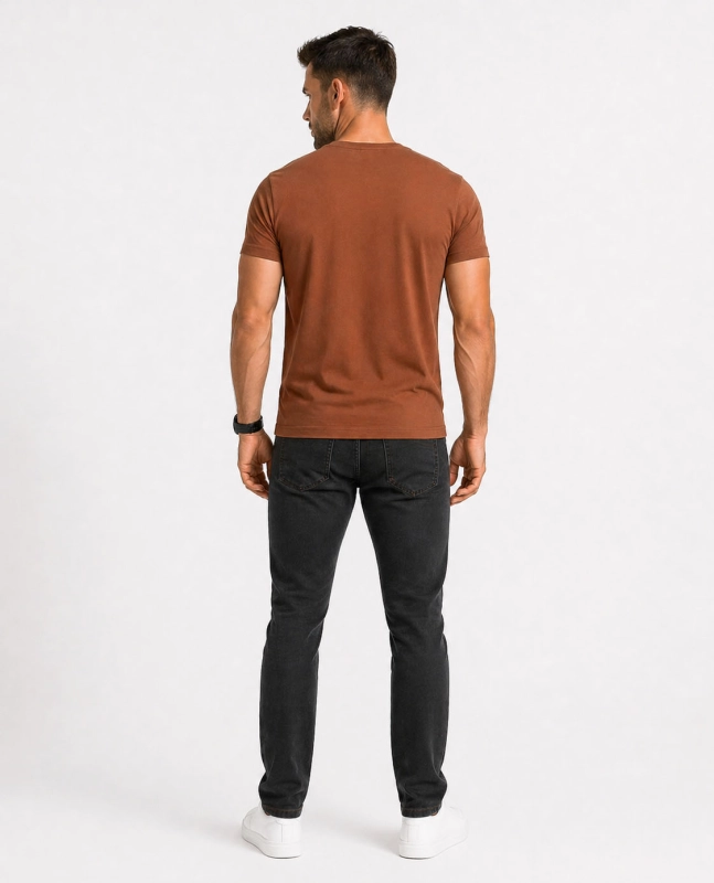 T-shirt męski v-neck kołnierzyk w szpic brązowy Recea - 3157
